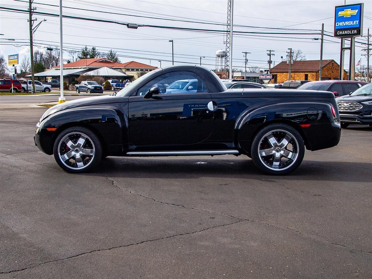 Chevrolet SSR Reg Cab 116.0" WB LS 2004