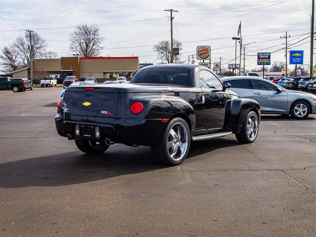 Chevrolet SSR Reg Cab 116.0" WB LS 2004