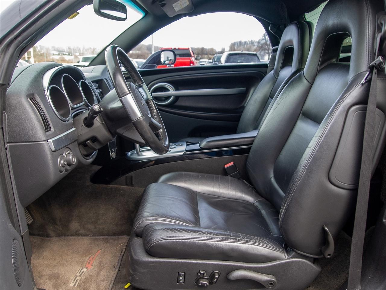 Chevrolet SSR Reg Cab 116.0" WB LS 2004