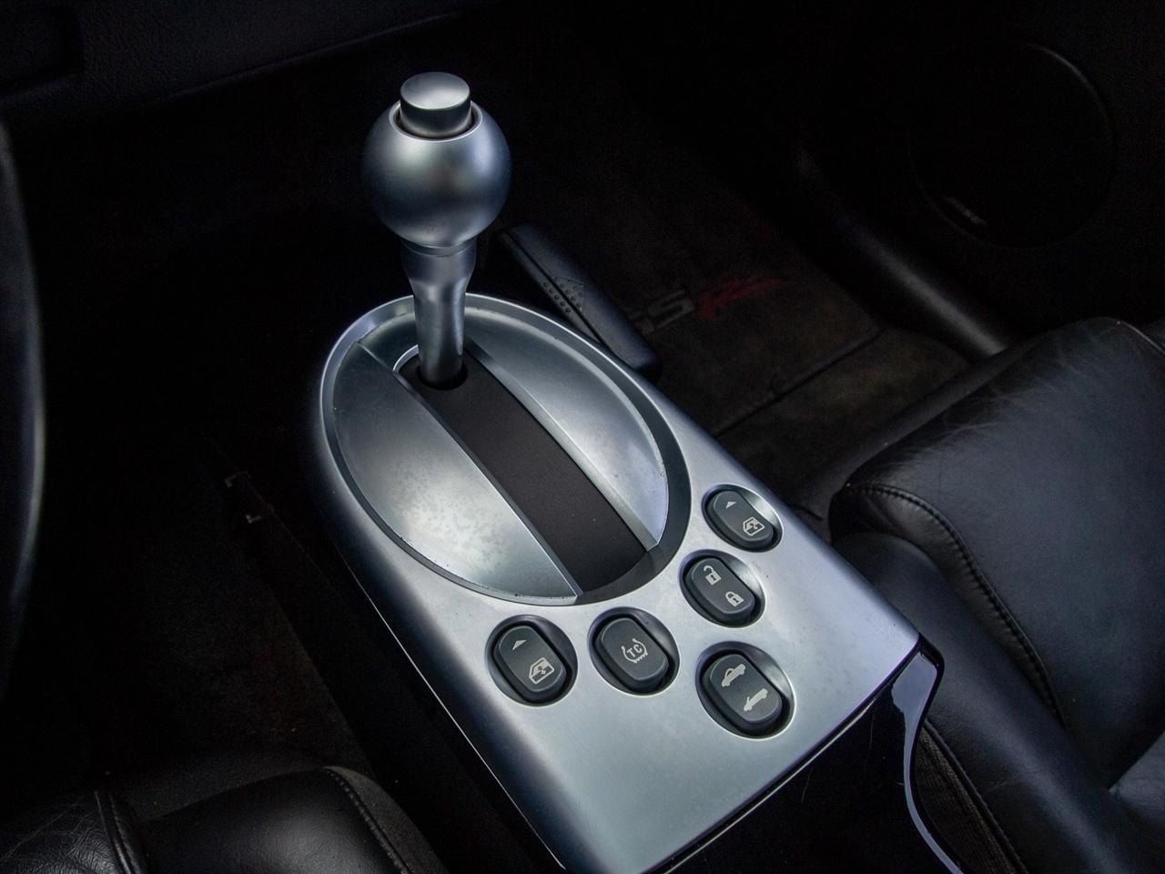 Chevrolet SSR Reg Cab 116.0" WB LS 2004