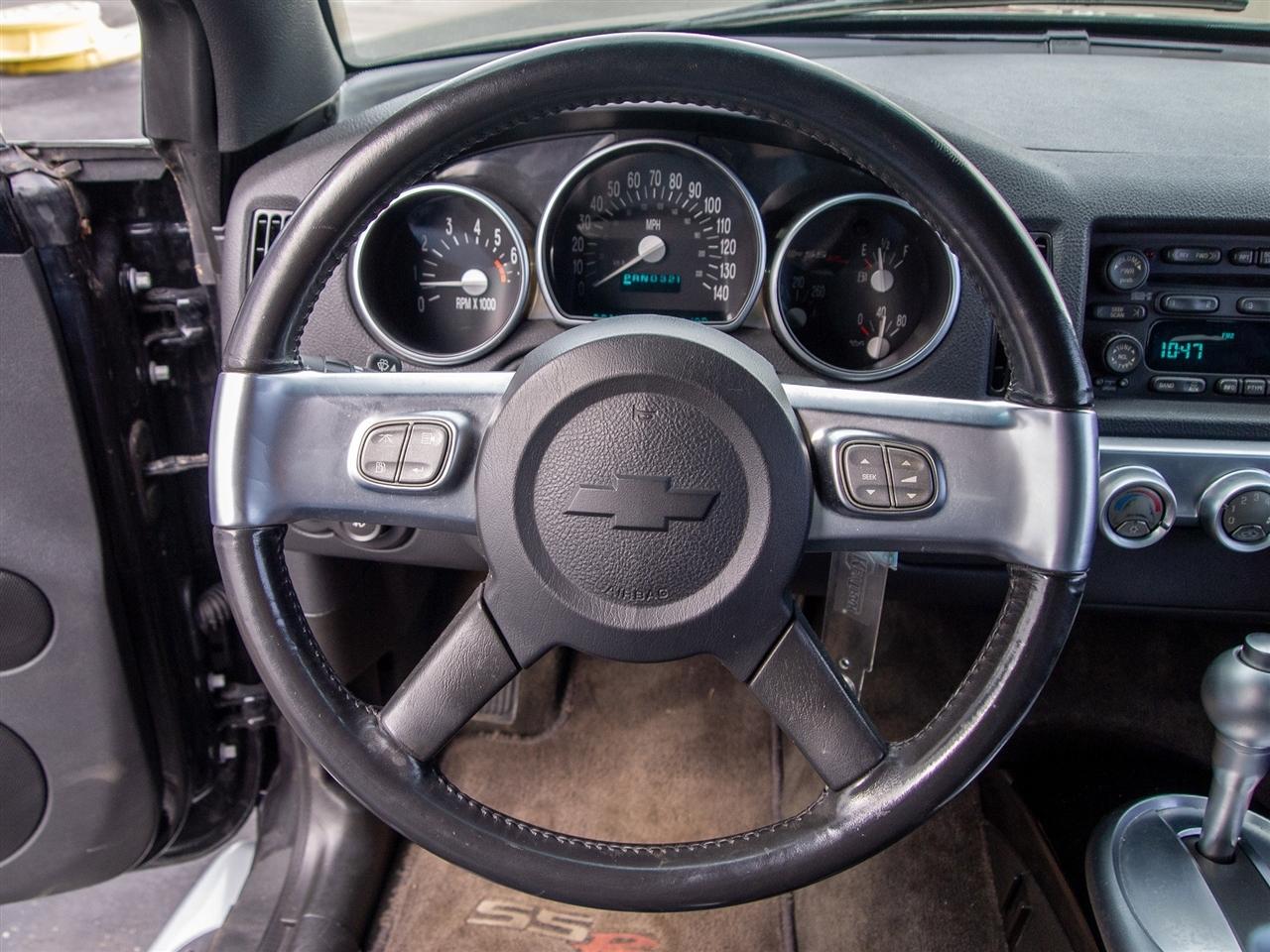 Chevrolet SSR Reg Cab 116.0" WB LS 2004