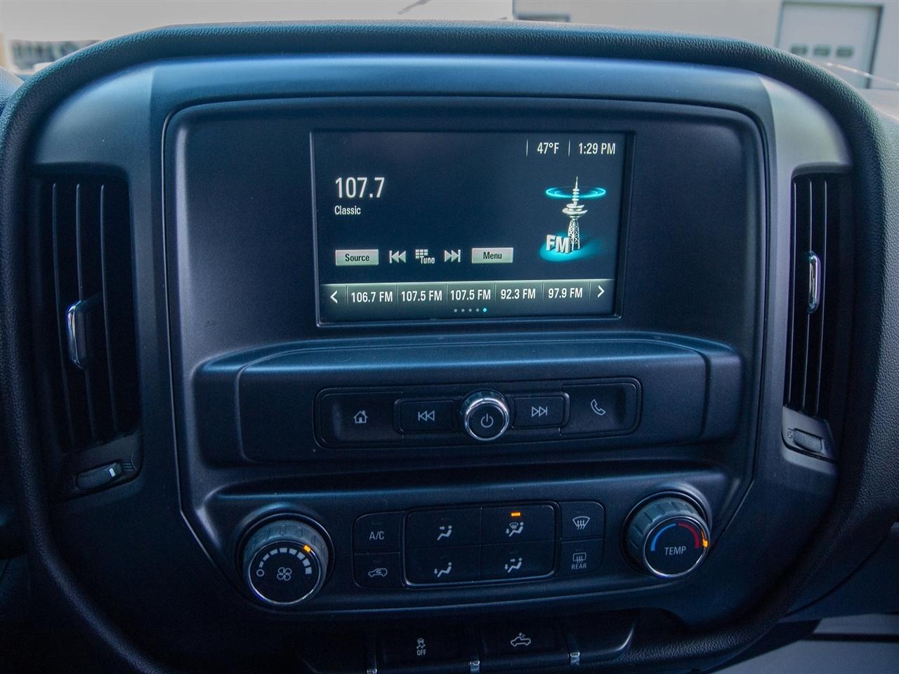 Chevrolet Silverado 1500 4WD Double Cab 143.5" Custom 2017