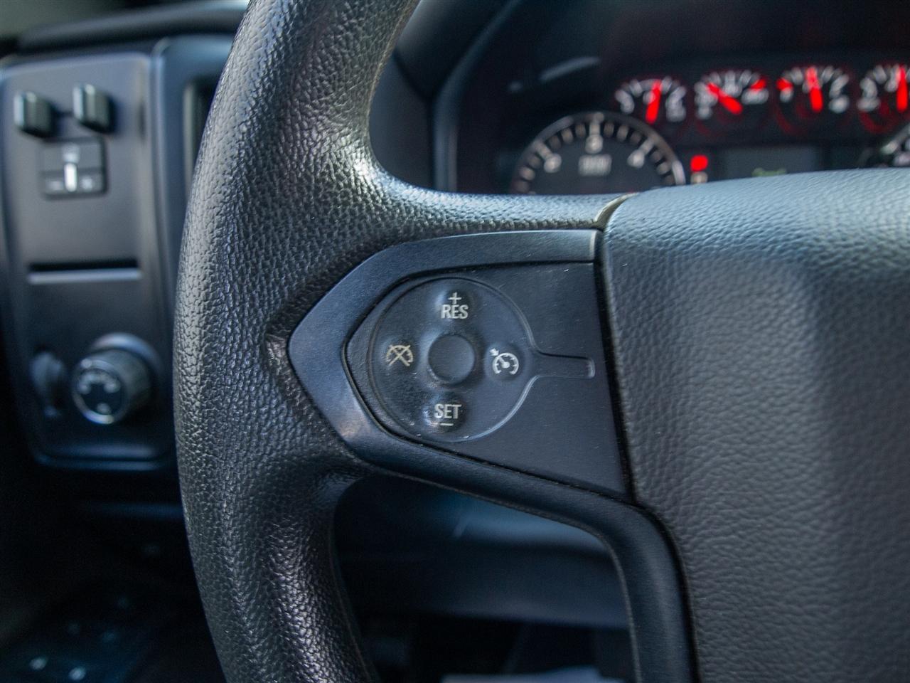 Chevrolet Silverado 1500 4WD Double Cab 143.5" Custom 2017