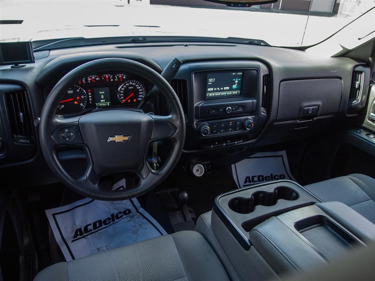 Chevrolet Silverado 1500 4WD Double Cab 143.5" Custom 2017