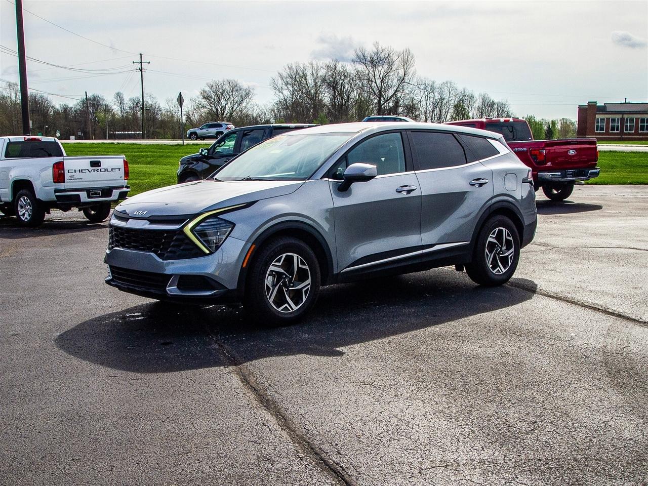 Kia Sportage LX FWD 2024