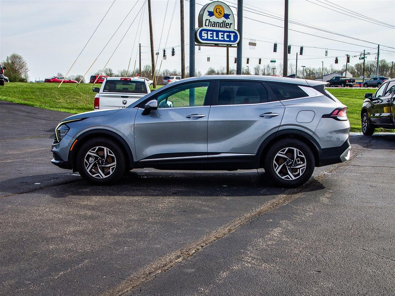 Kia Sportage LX FWD 2024