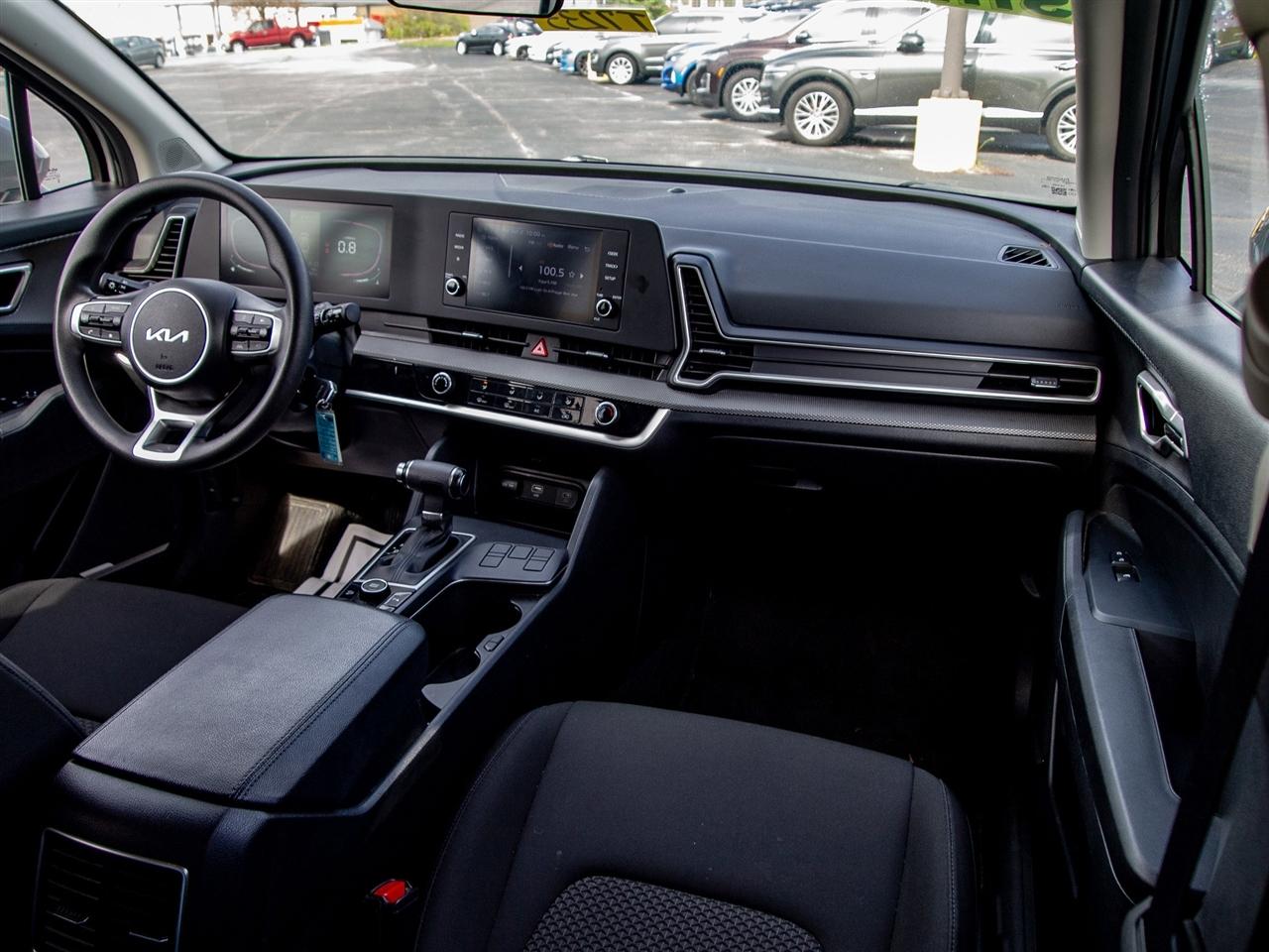 Kia Sportage LX FWD 2024