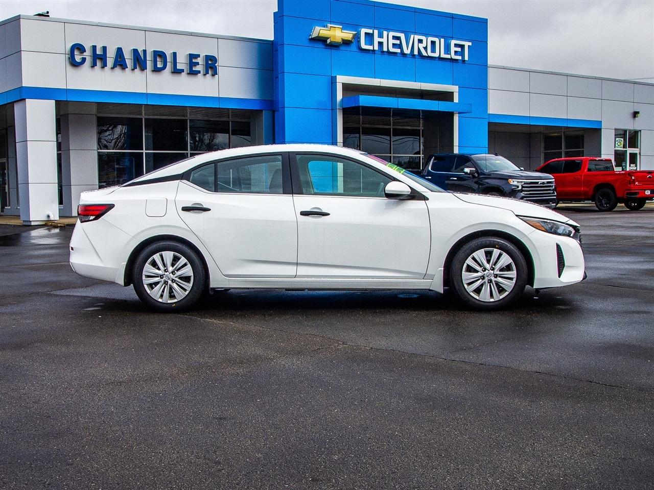 Nissan Sentra S CVT 2024