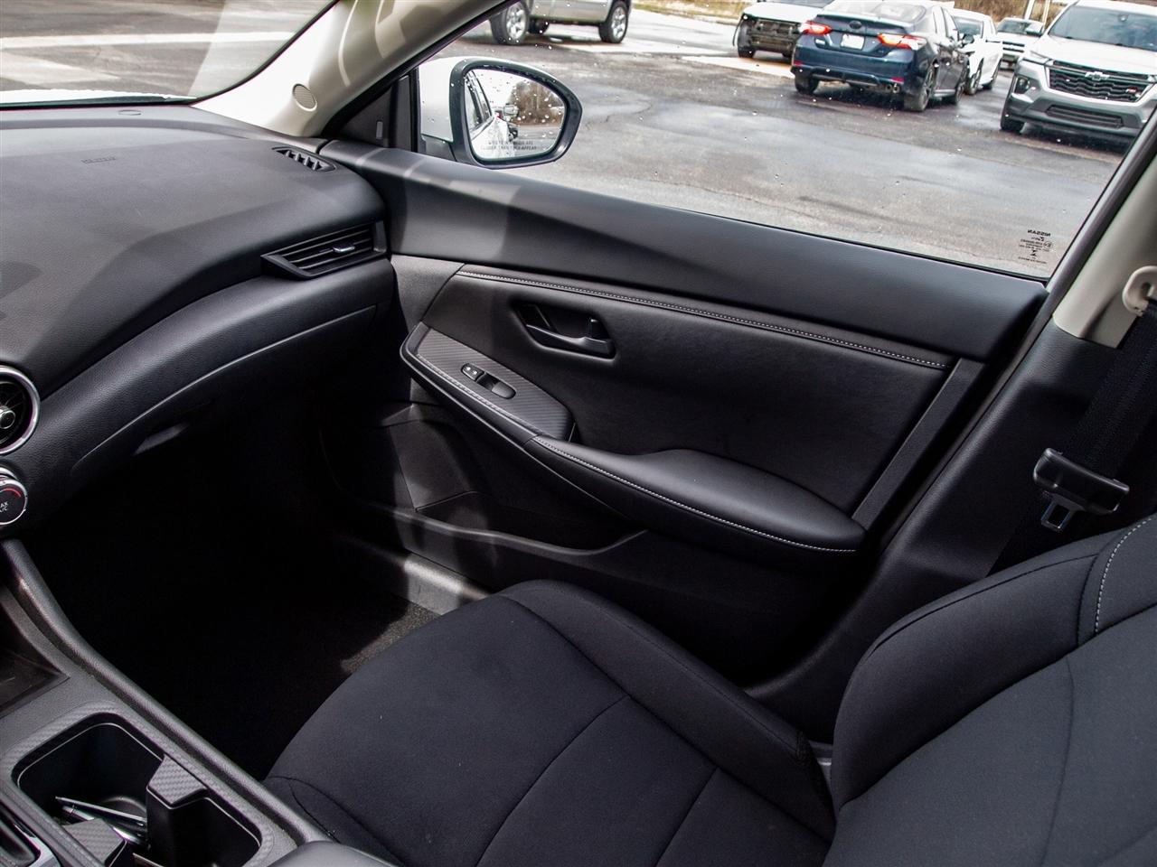 Nissan Sentra S CVT 2024