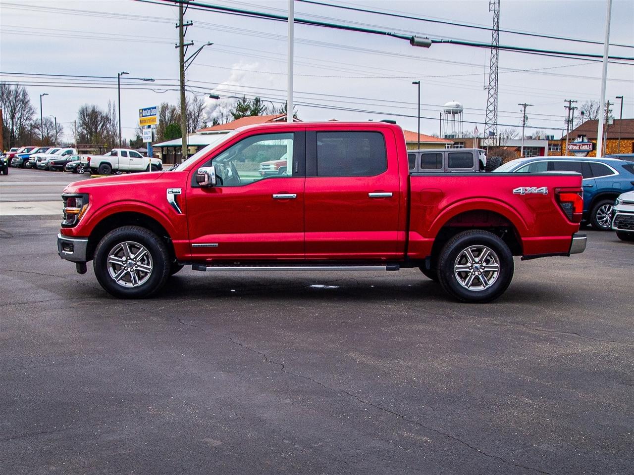 Ford F-150 XLT 4WD SuperCrew 5.5' Box 2024