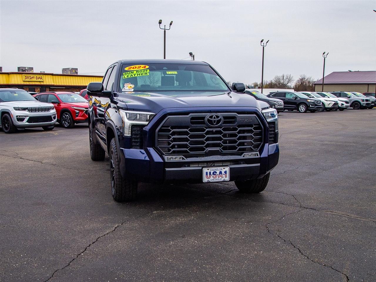 Toyota Tundra 4WD Platinum CrewMax 5.5' Bed (Natl) 2024