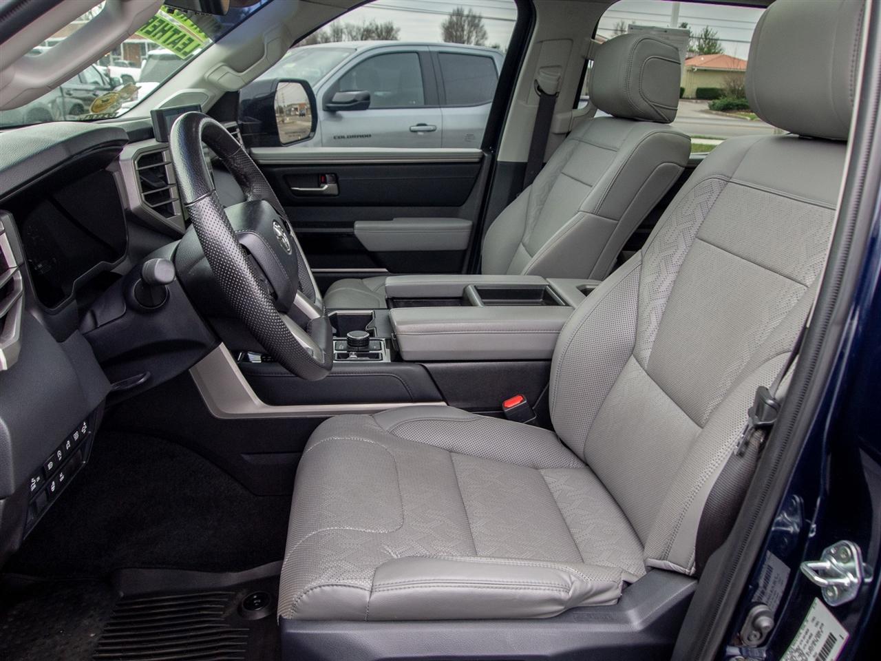 Toyota Tundra 4WD Platinum CrewMax 5.5' Bed (Natl) 2024