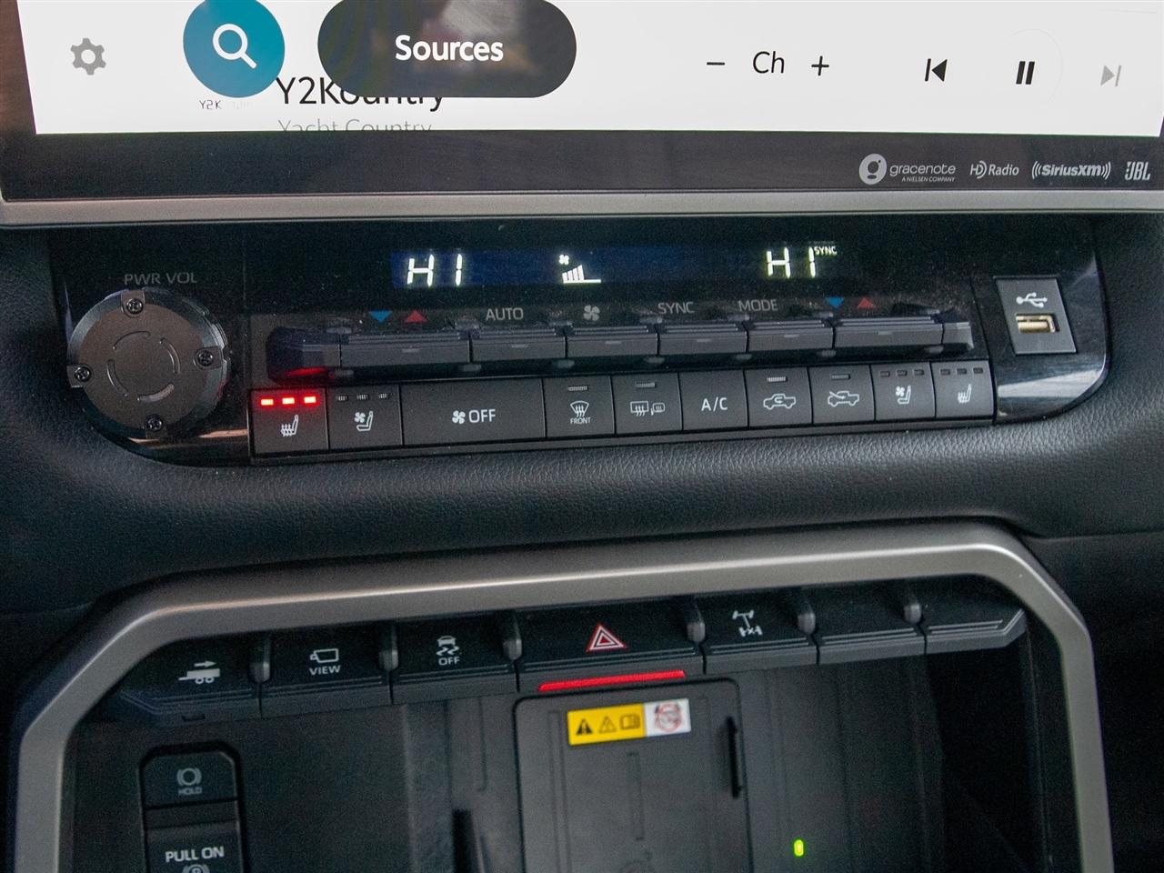 Toyota Tundra 4WD Platinum CrewMax 5.5' Bed (Natl) 2024