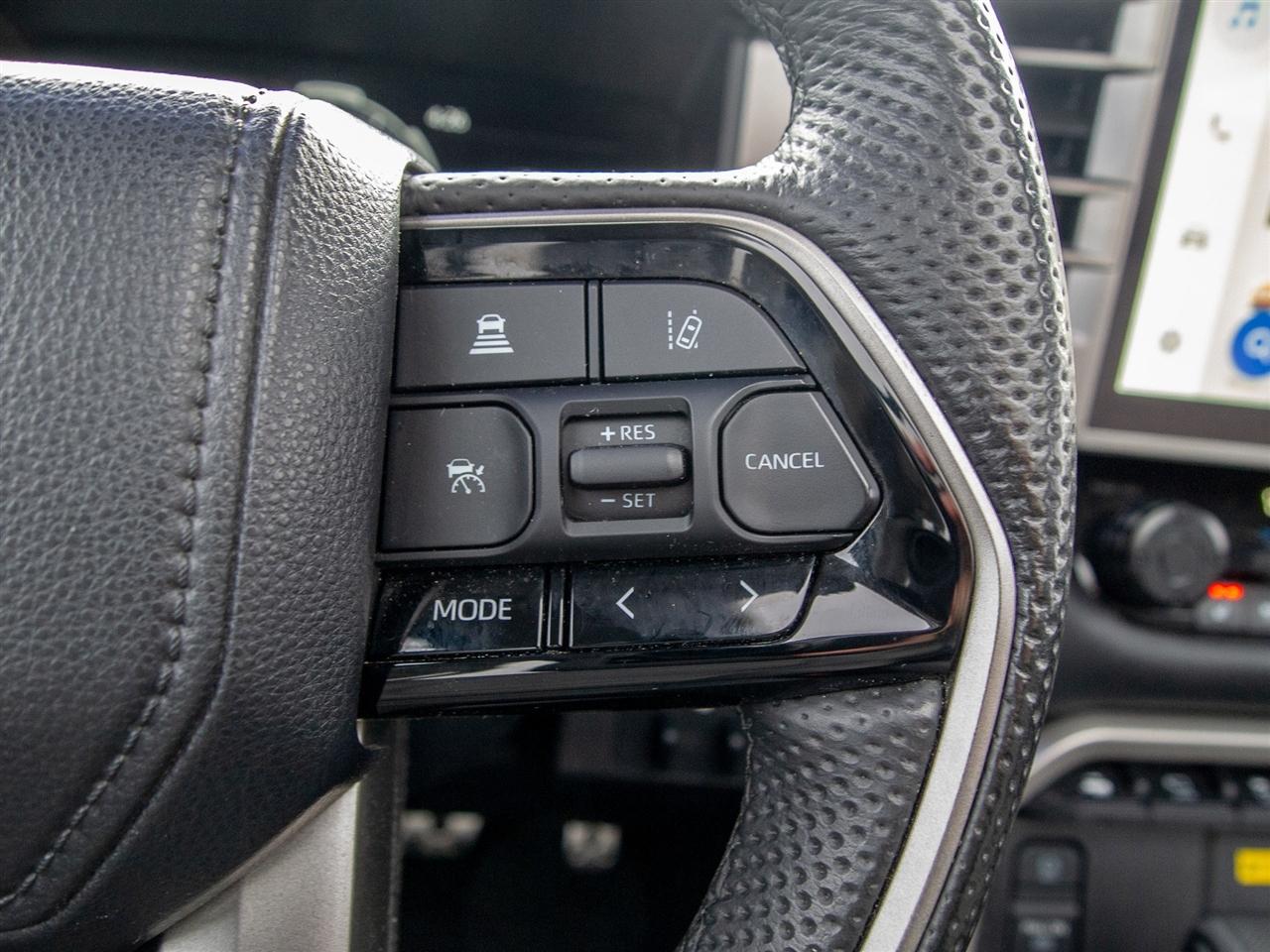 Toyota Tundra 4WD Platinum CrewMax 5.5' Bed (Natl) 2024