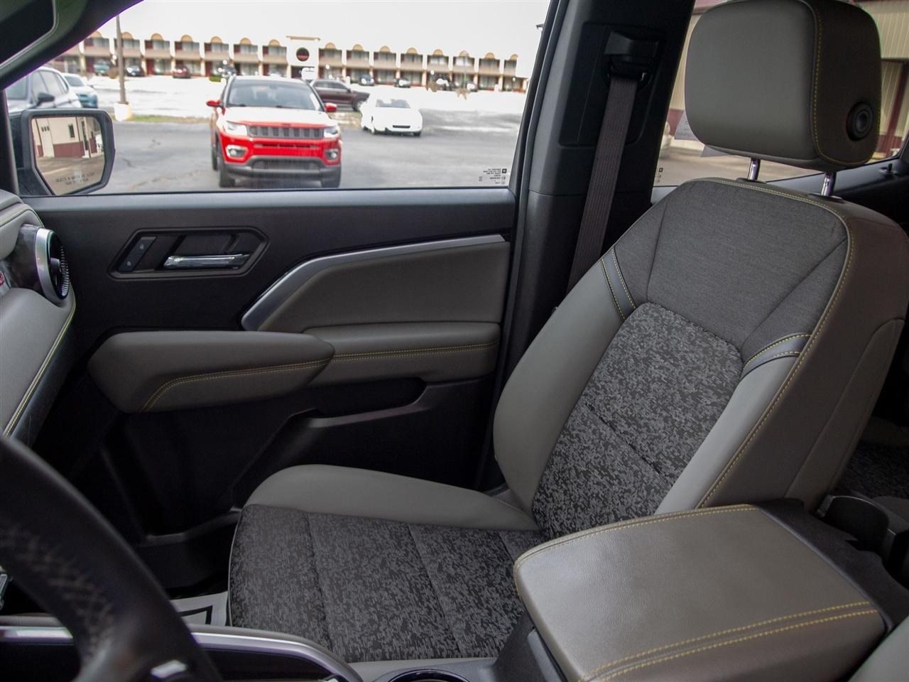 Chevrolet Colorado 4WD Crew Cab ZR2 2024