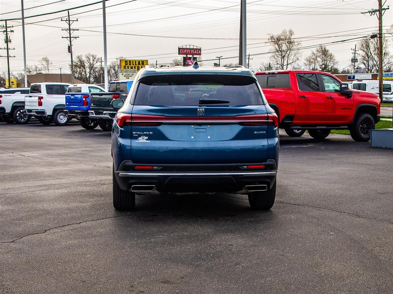 Buick Enclave 4dr Preferred 2025