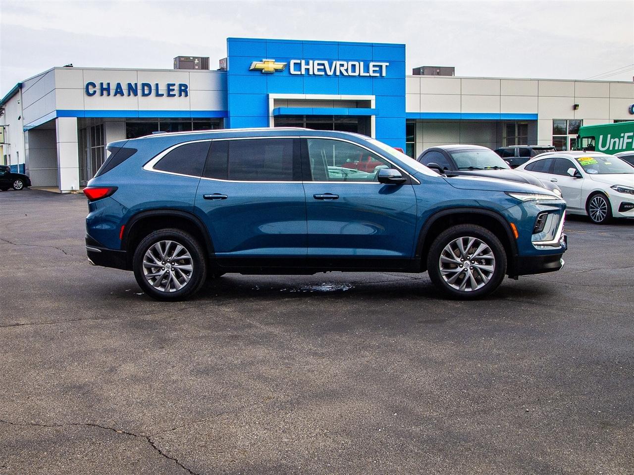 Buick Enclave 4dr Preferred 2025