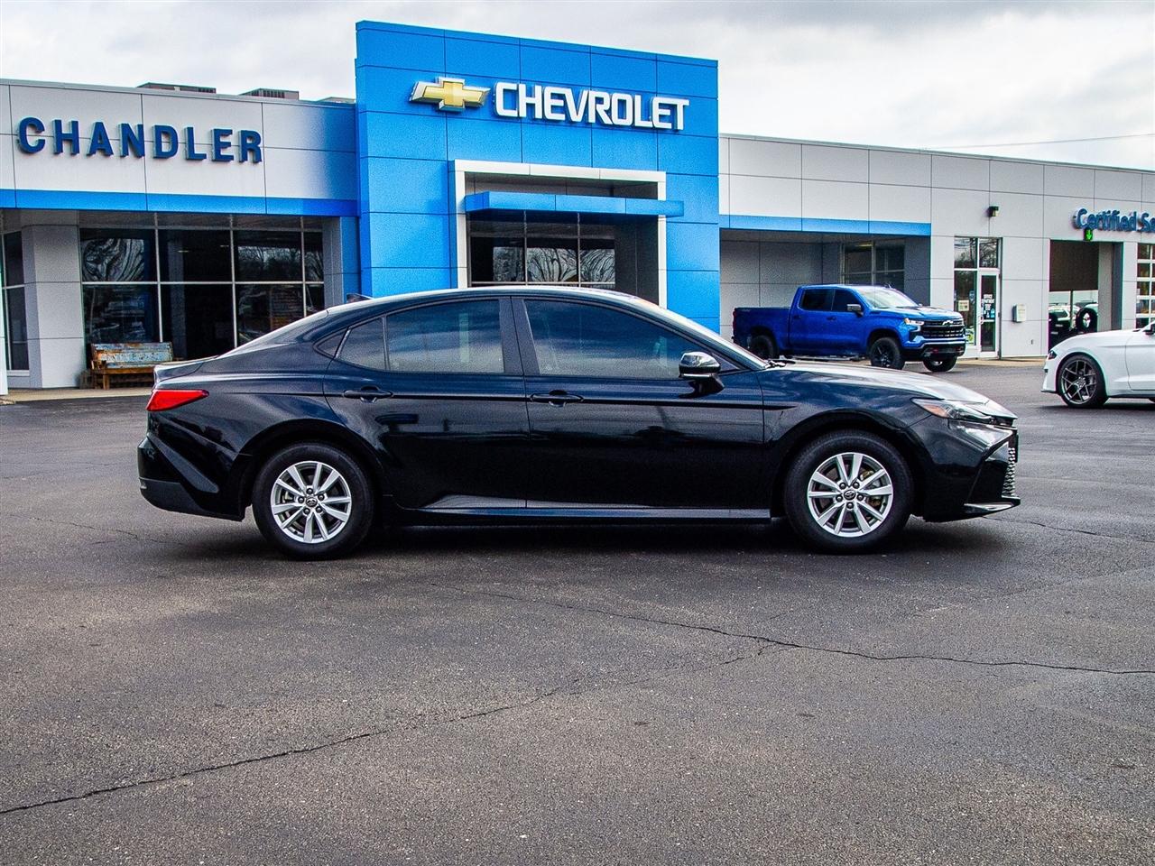 Toyota Camry XLE (Natl) 2025