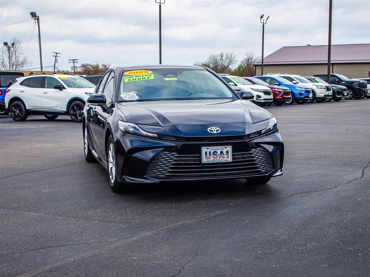 Toyota Camry XLE (Natl) 2025