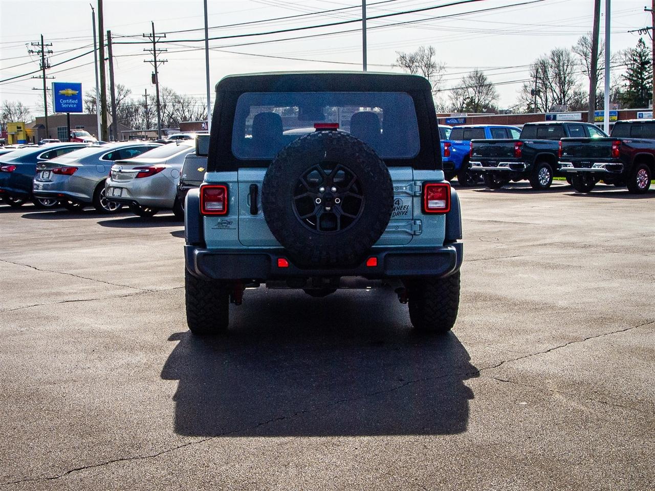 Jeep Wrangler Willys 2 Door 4x4 2024