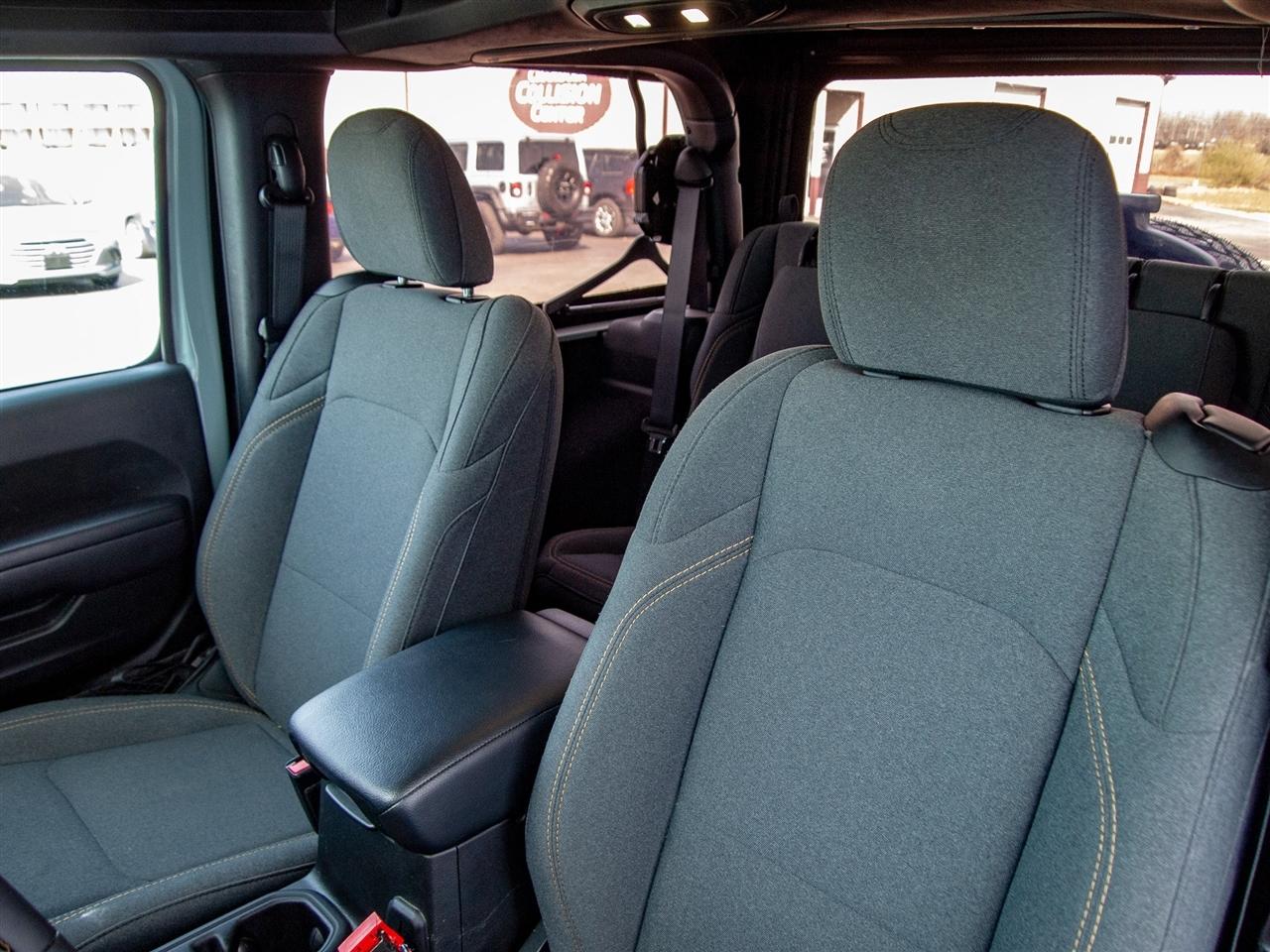 Jeep Wrangler Willys 2 Door 4x4 2024