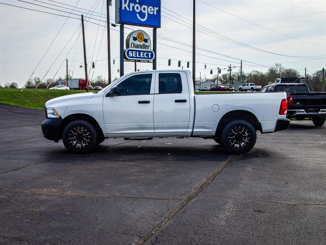 RAM 1500 Tradesman 4x4 Quad Cab 6'4" Box 2018