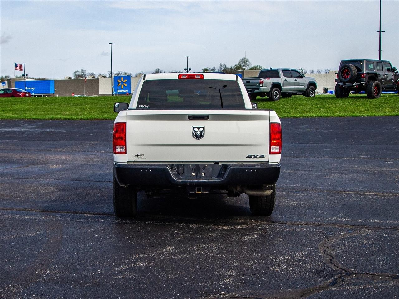 RAM 1500 Tradesman 4x4 Quad Cab 6'4" Box 2018