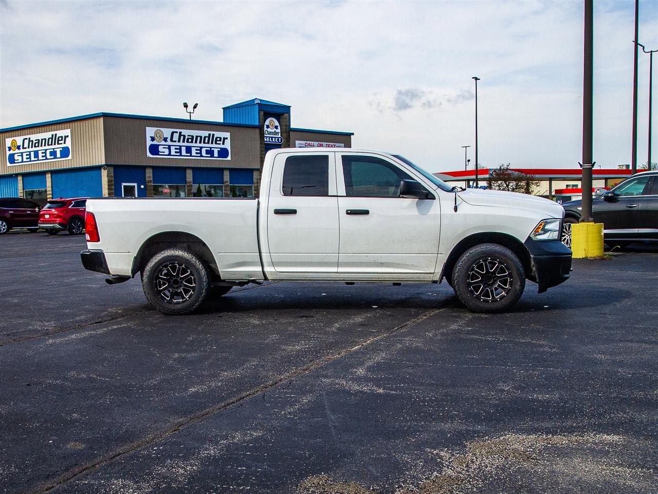 RAM 1500 Tradesman 4x4 Quad Cab 6'4" Box 2018