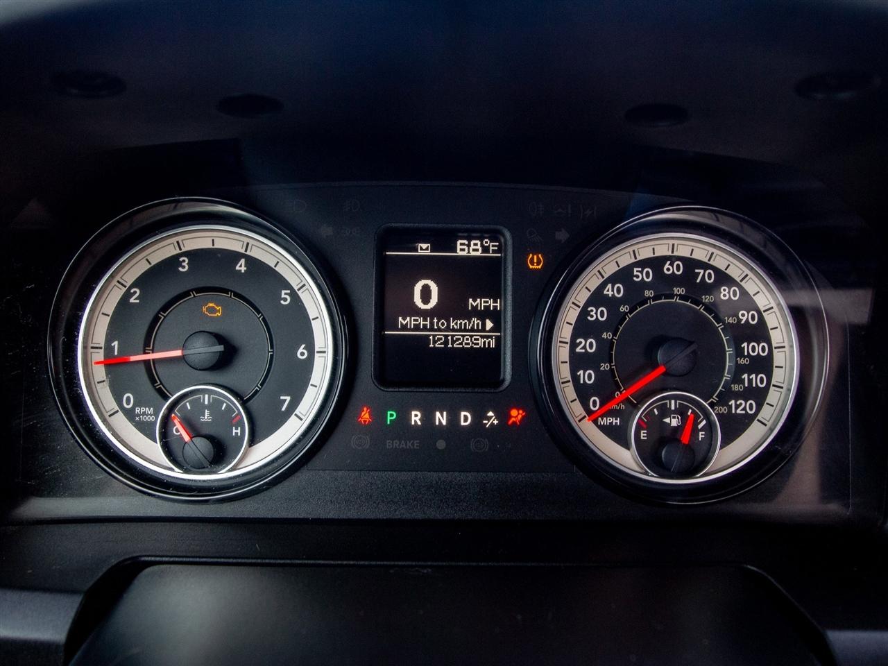 RAM 1500 Tradesman 4x4 Quad Cab 6'4" Box 2018