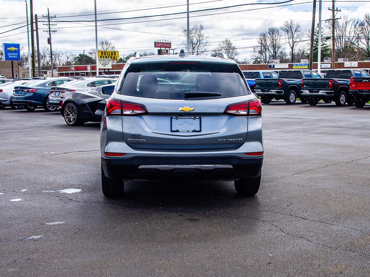 Chevrolet Equinox AWD 4dr Premier 2024