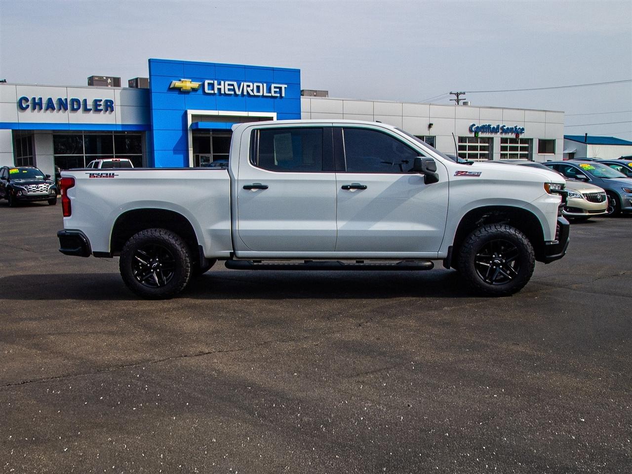 Chevrolet Silverado 1500 4WD Crew Cab 147" LT Trail Boss 2021