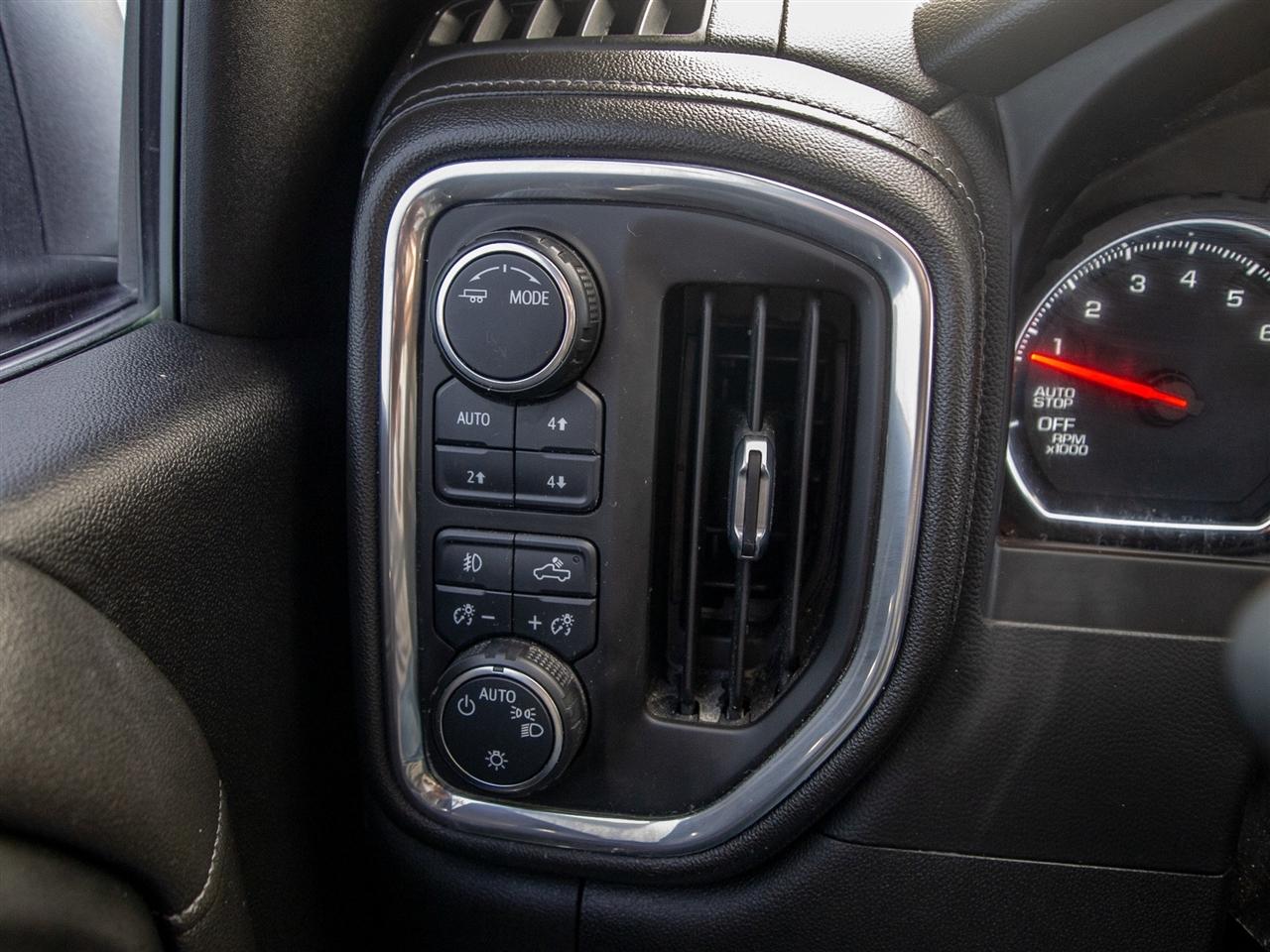 Chevrolet Silverado 1500 4WD Crew Cab 147" LT Trail Boss 2021