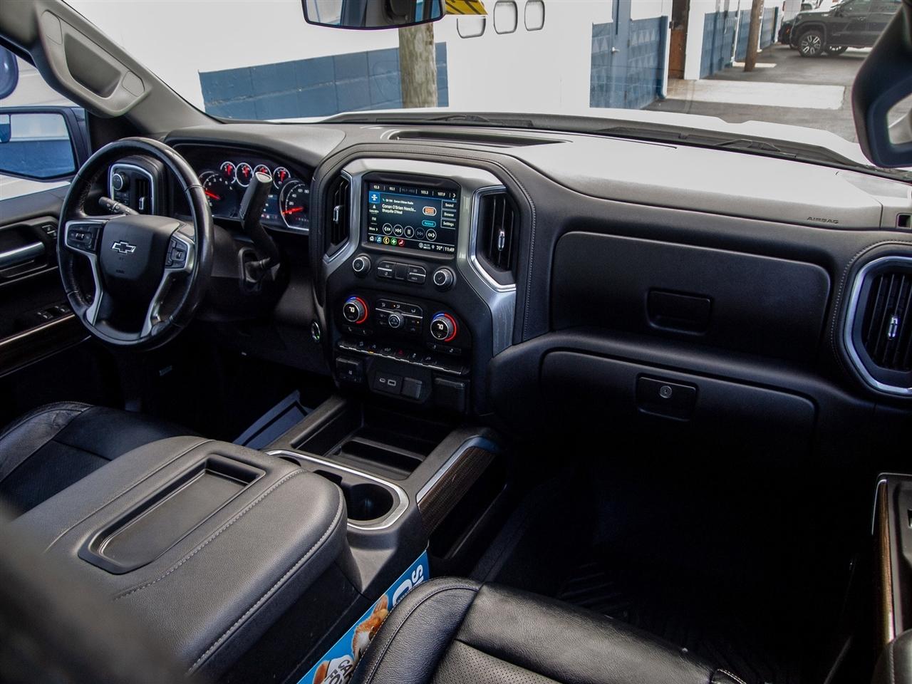 Chevrolet Silverado 1500 4WD Crew Cab 147" LT Trail Boss 2021