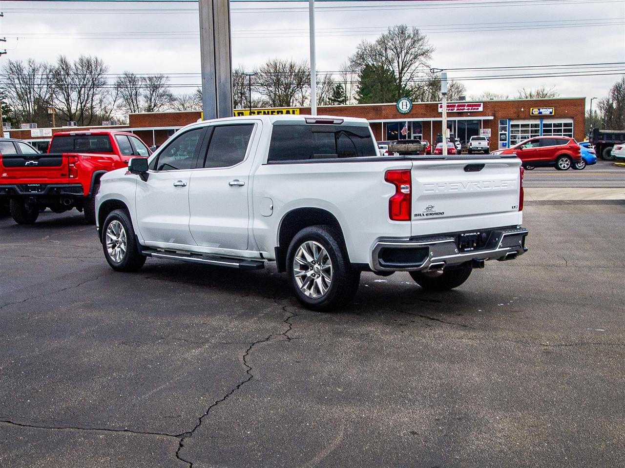 Chevrolet Silverado 1500 4WD Crew Cab 147" LTZ 2019