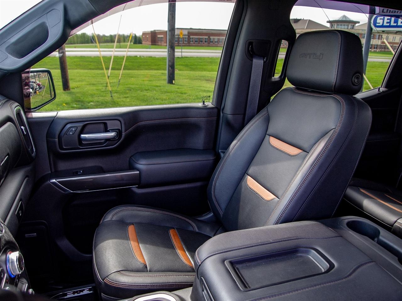 GMC Sierra 1500 4WD Crew Cab 147" AT4 2021