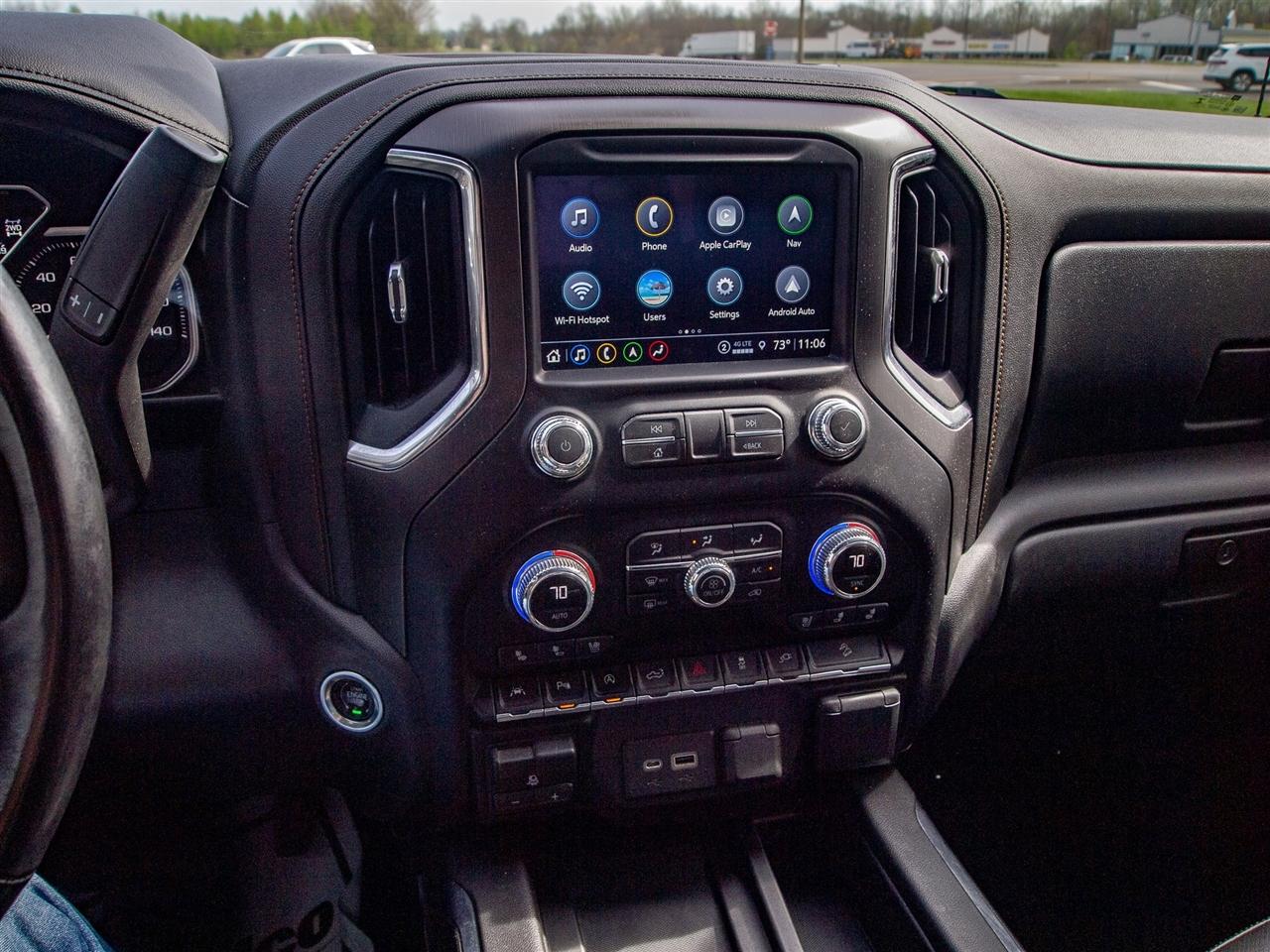 GMC Sierra 1500 4WD Crew Cab 147" AT4 2021