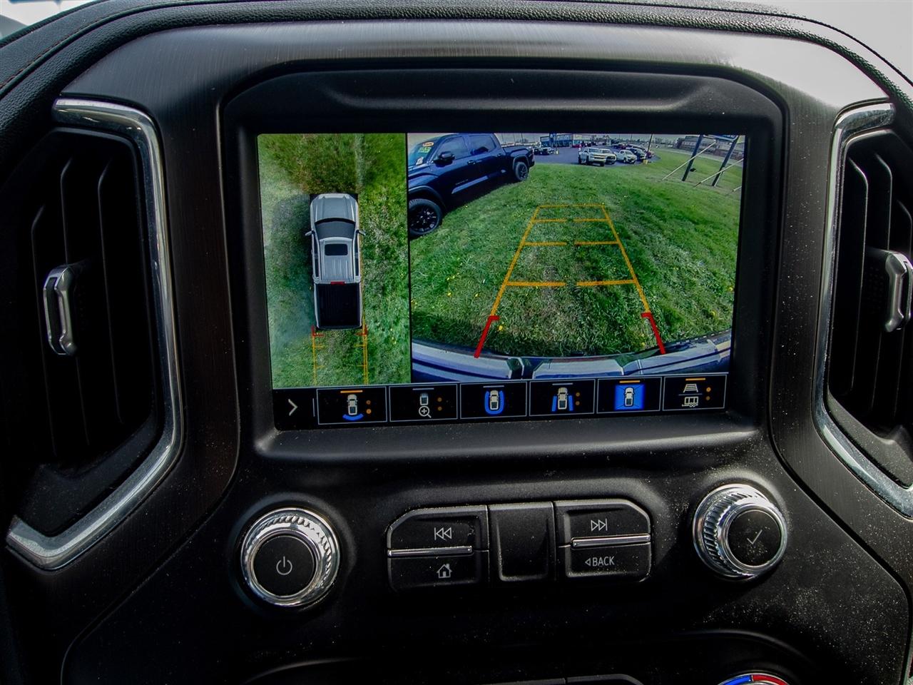 GMC Sierra 1500 4WD Crew Cab 147" AT4 2021