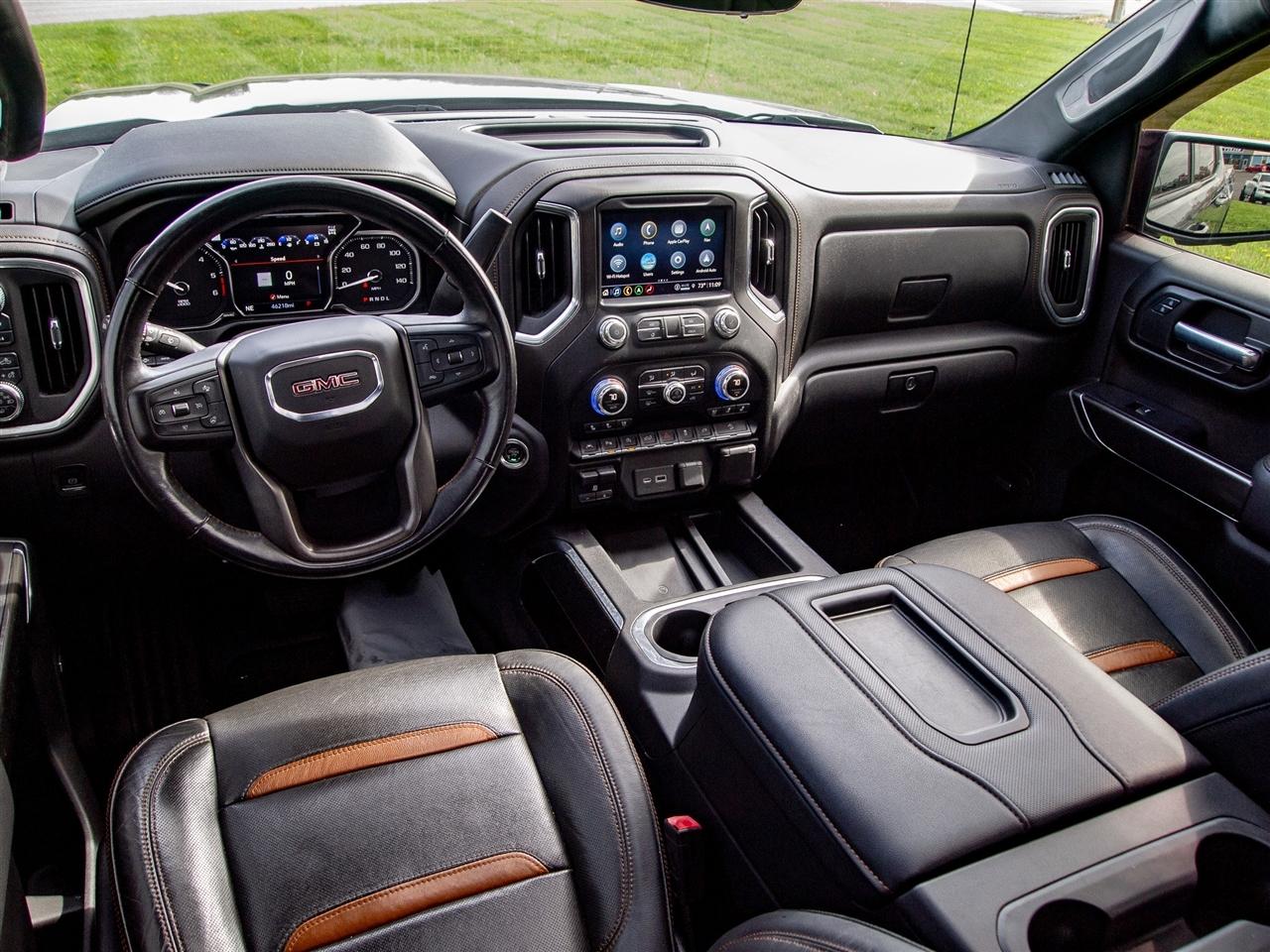 GMC Sierra 1500 4WD Crew Cab 147" AT4 2021