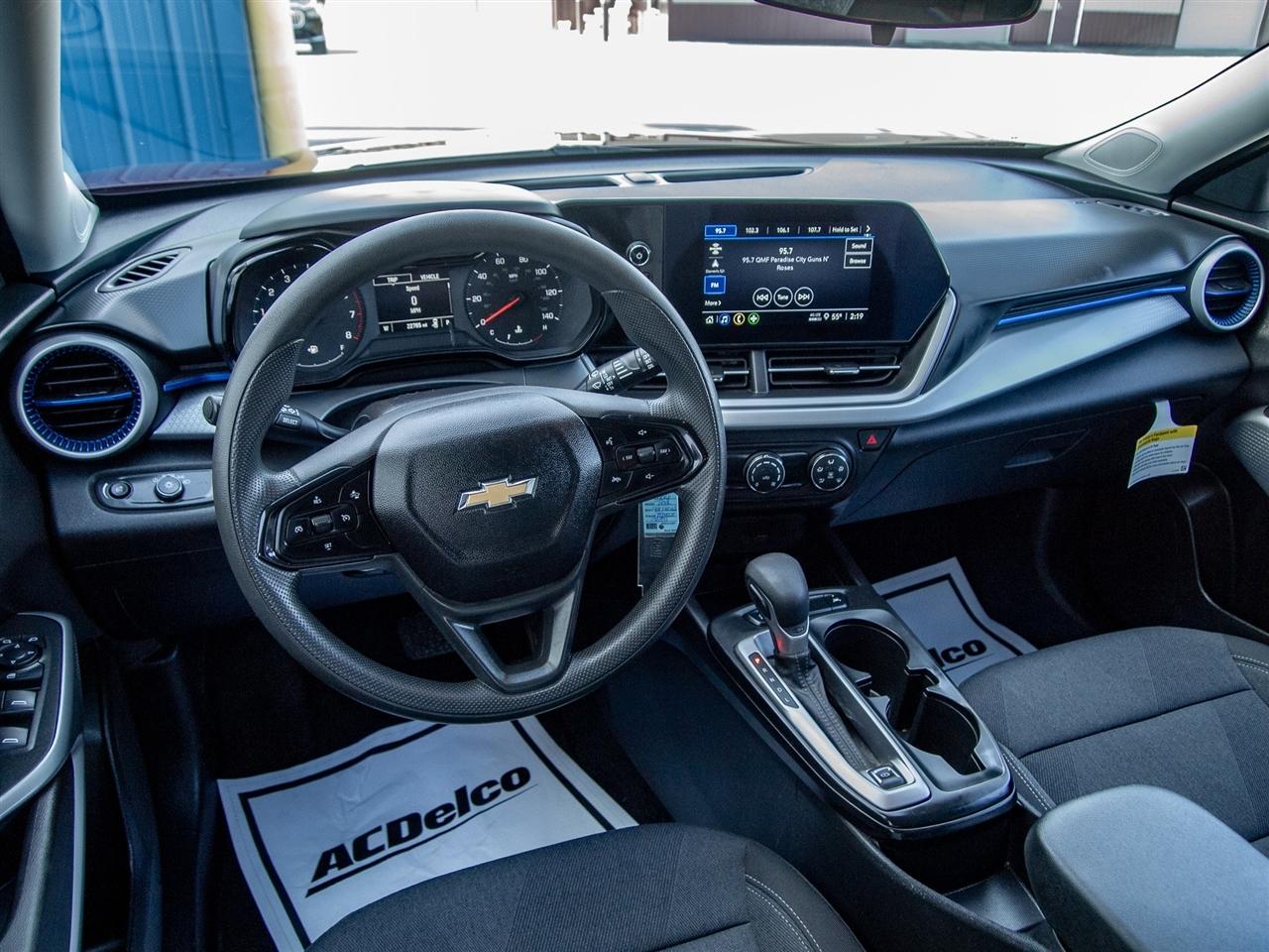 Chevrolet Trax FWD 4dr LS 2024