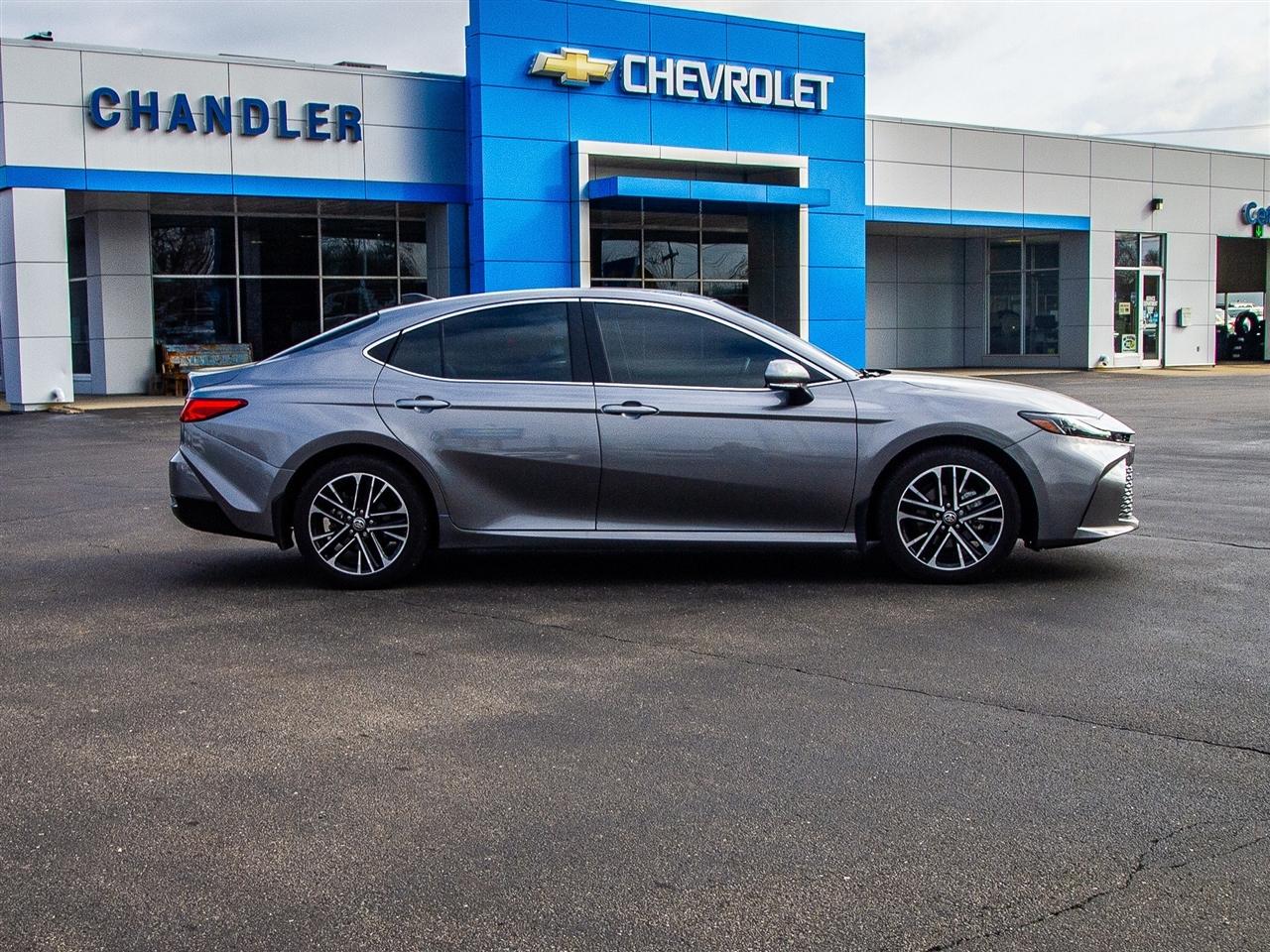 Toyota Camry Nightshade (Natl) 2026