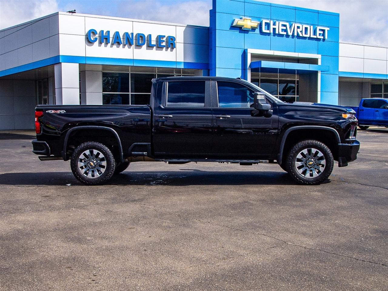 Chevrolet Silverado 2500HD 4WD Crew Cab 159" Custom 2023