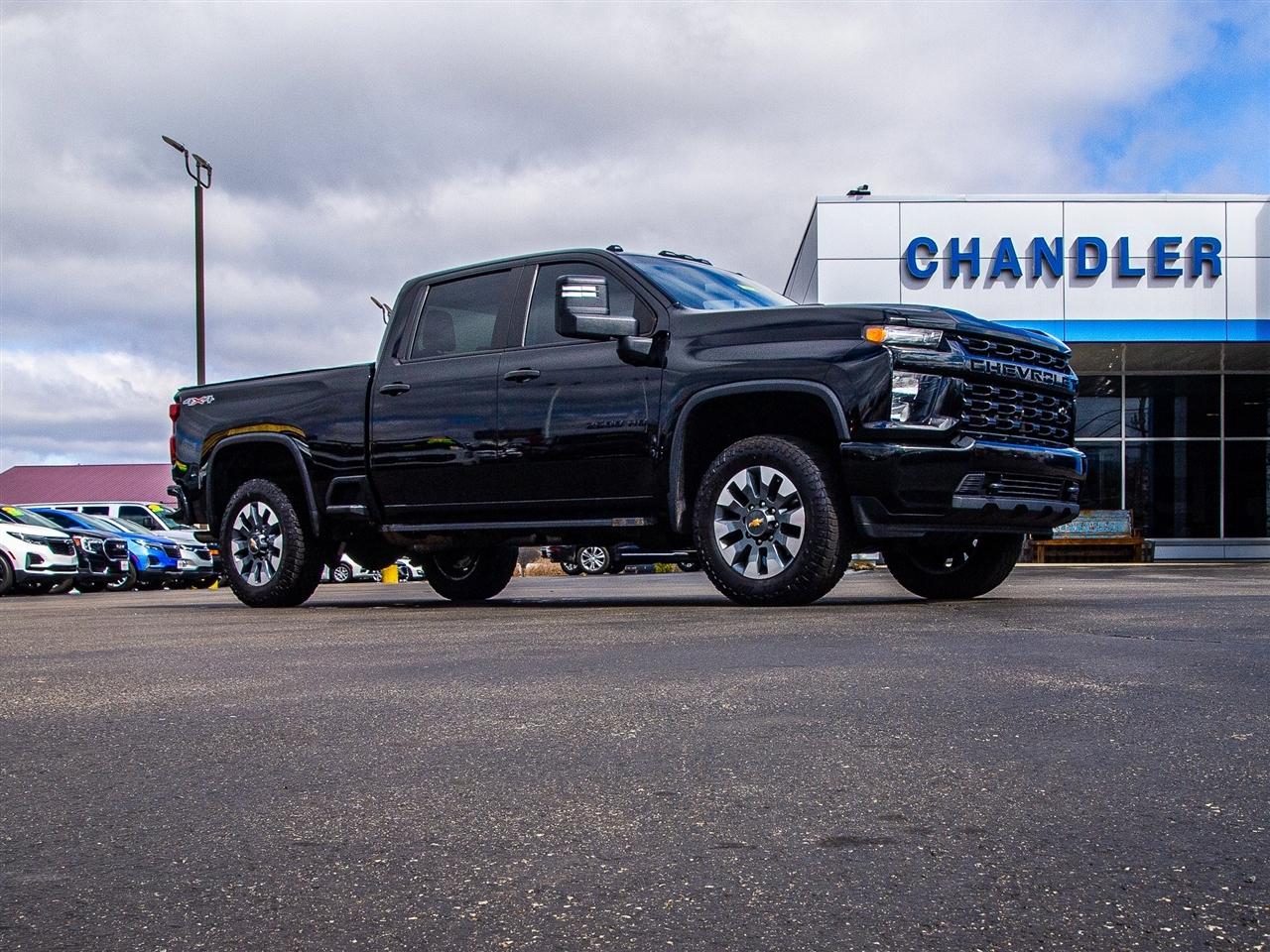 Chevrolet Silverado 2500HD 4WD Crew Cab 159" Custom 2023