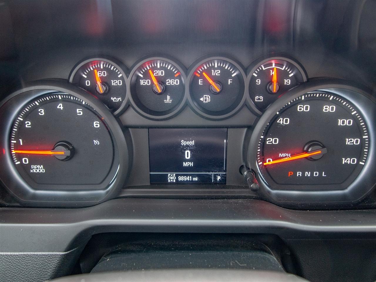 Chevrolet Silverado 2500HD 4WD Crew Cab 159" Custom 2023