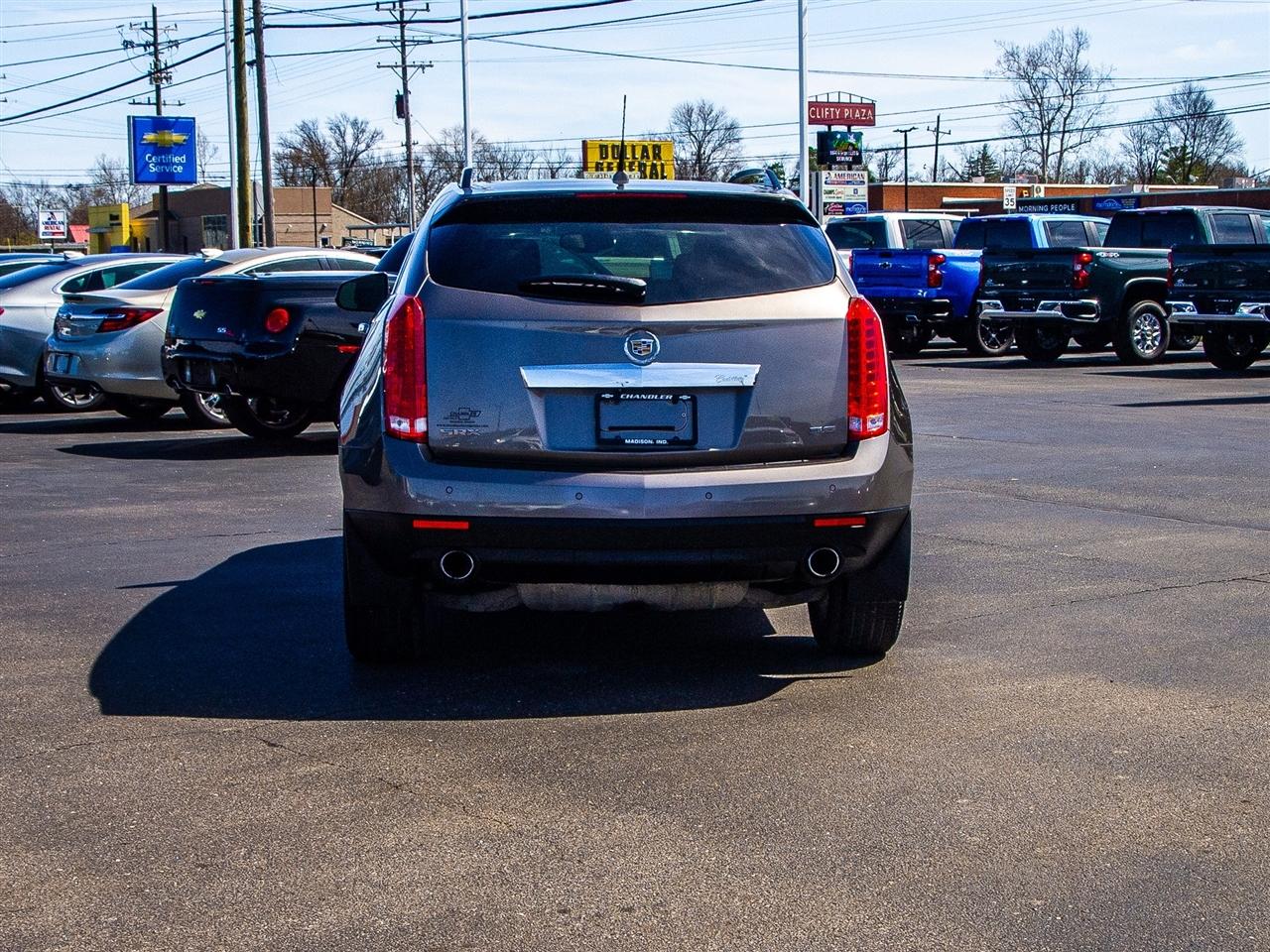 Cadillac SRX FWD 4dr Luxury Collection 2012