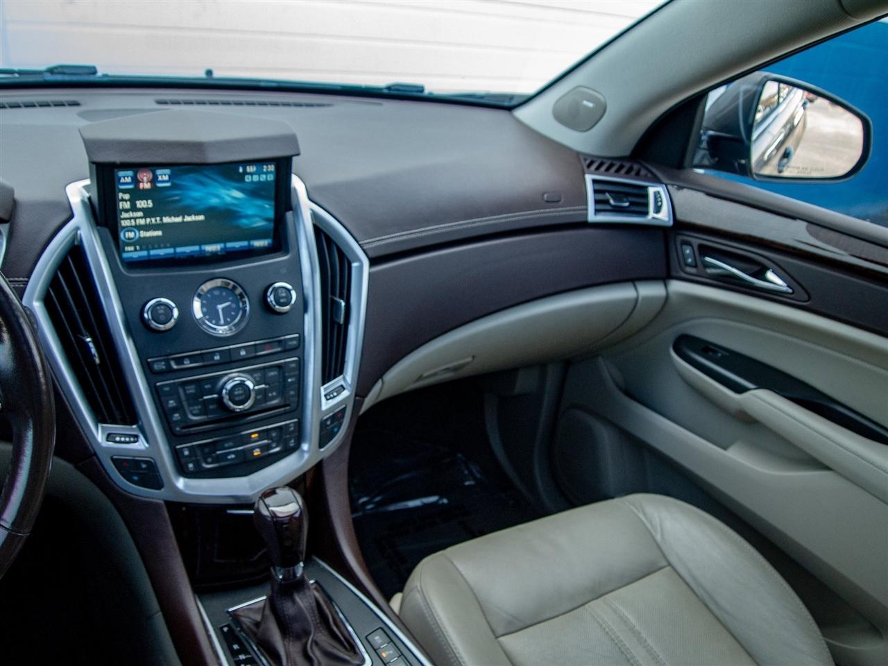 Cadillac SRX FWD 4dr Luxury Collection 2012