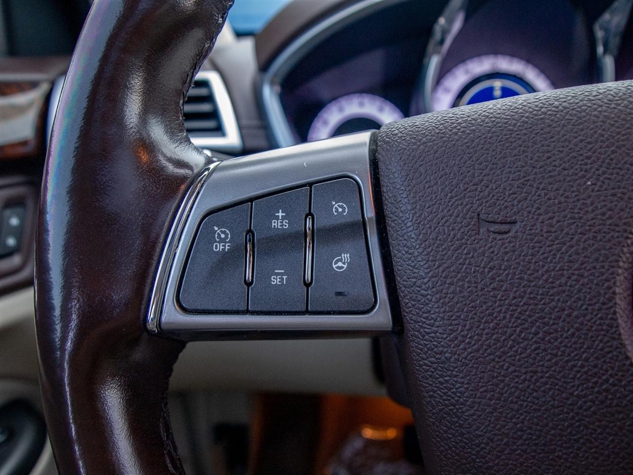 Cadillac SRX FWD 4dr Luxury Collection 2012