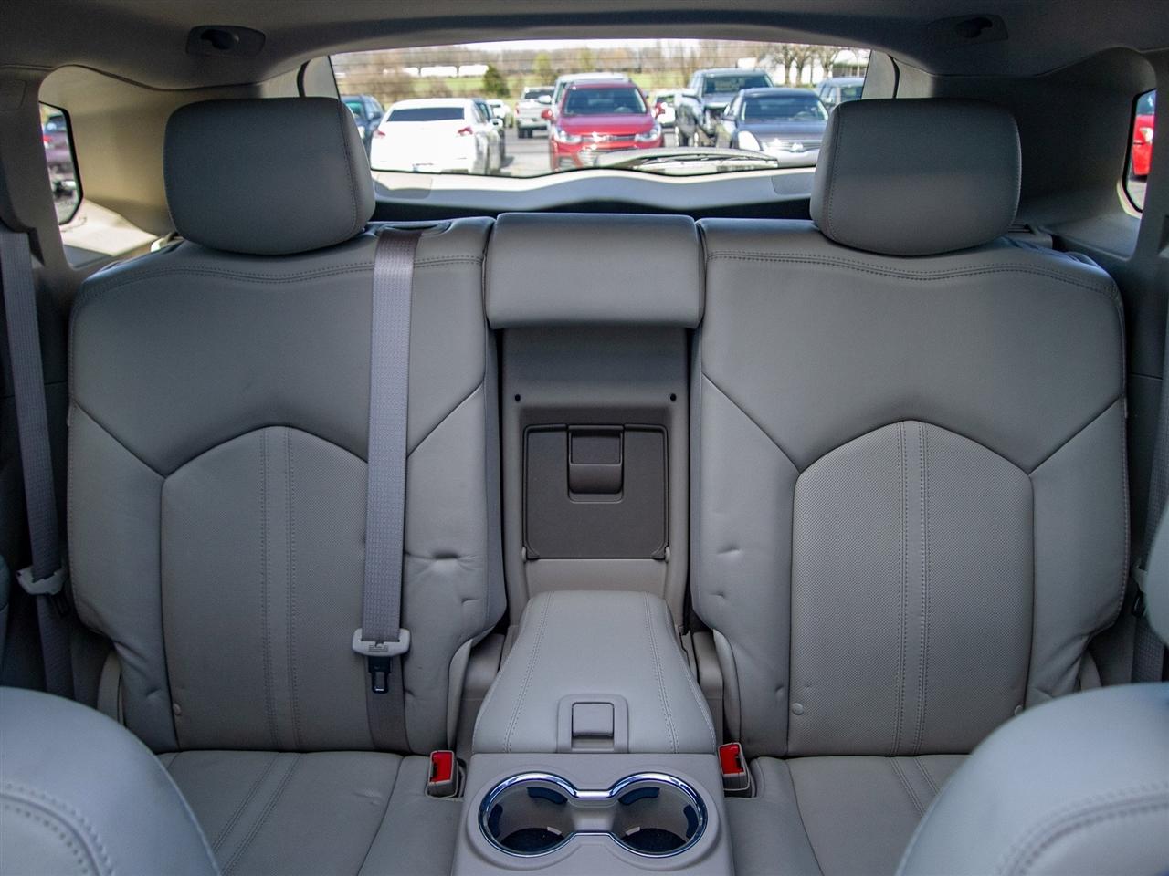 Cadillac SRX FWD 4dr Luxury Collection 2012