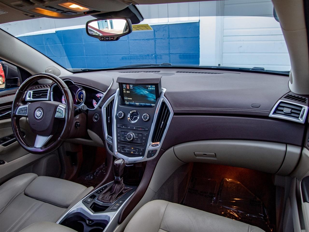 Cadillac SRX FWD 4dr Luxury Collection 2012