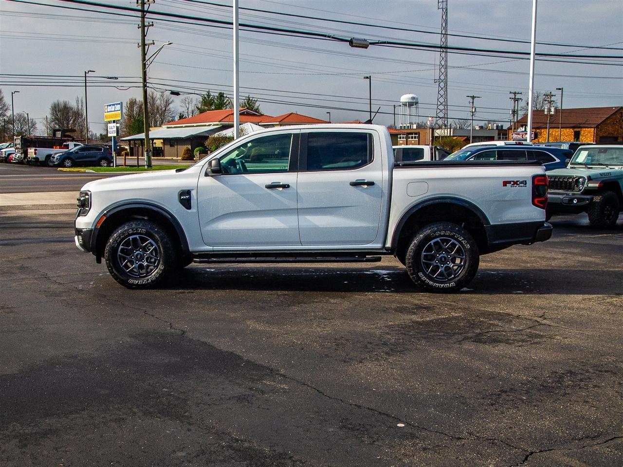 Ford Ranger XLT 4WD SuperCrew 5' Box 2024