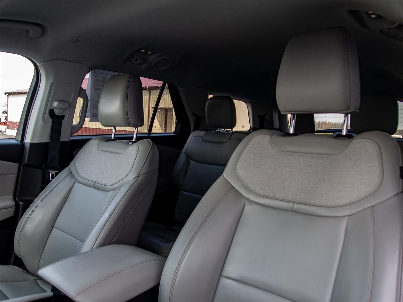 Ford Explorer Active 4WD 2025